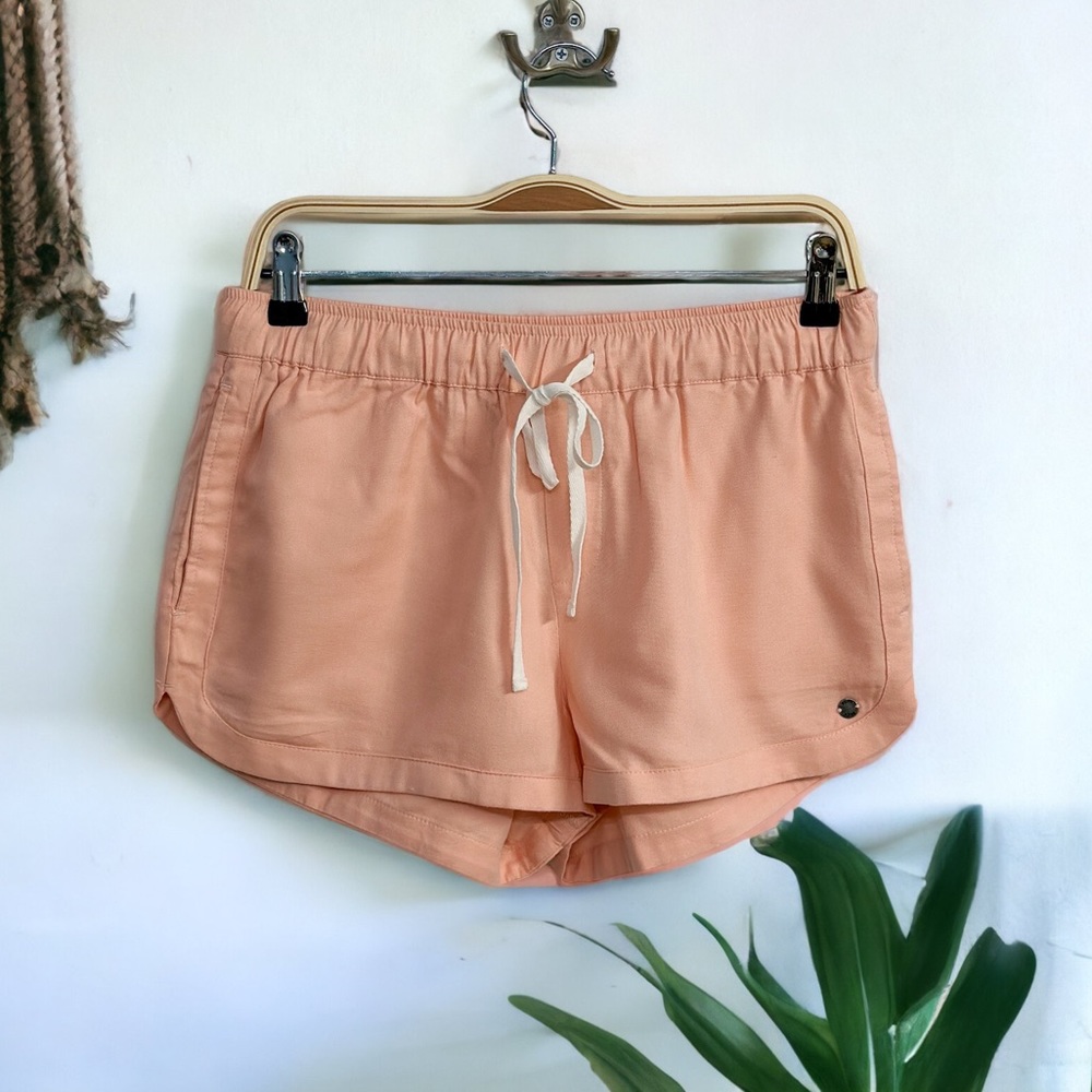 NWT Super Cute Roxy Shorts Size Large| Perfect Summer Vacation Shorts